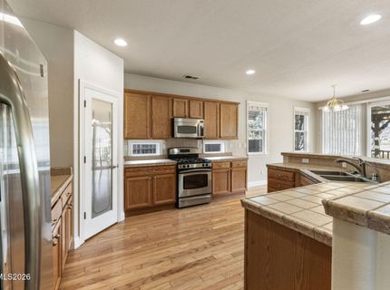 913 Lakeview Drive, Dayton, NV 89403 Photo