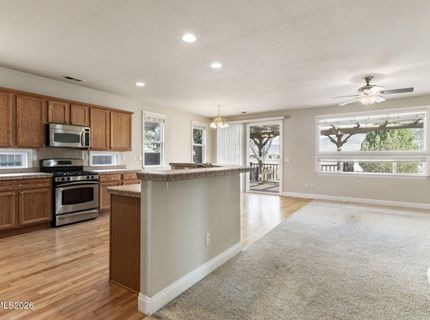 913 Lakeview Drive, Dayton, NV 89403 Photo
