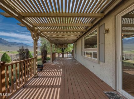 913 Lakeview Drive, Dayton, NV 89403 Photo