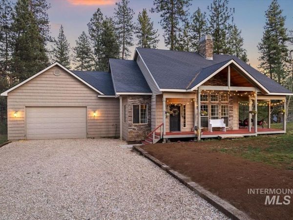 15 Reinhart Rd, Idaho City, ID 83631