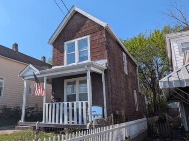 409 Maple Street, Elmwood Place, OH 45216 Photo 3