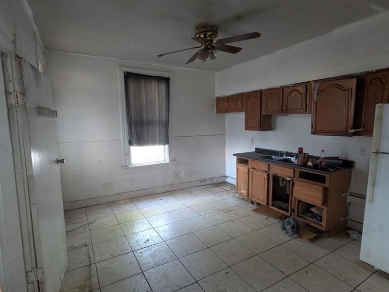 409 Maple Street, Elmwood Place, OH 45216 Photo 9