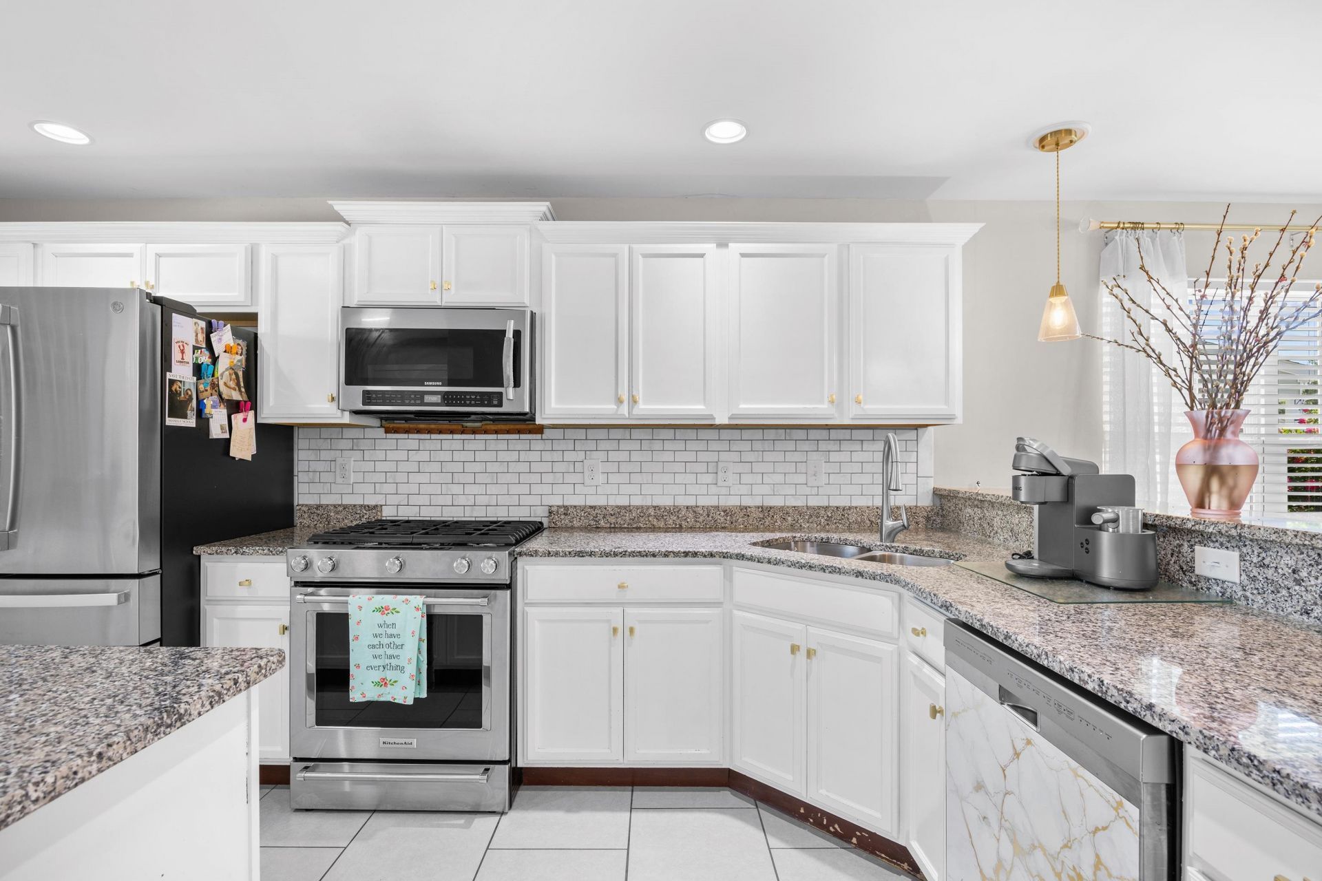 706 Riverward Dr. Photo 23