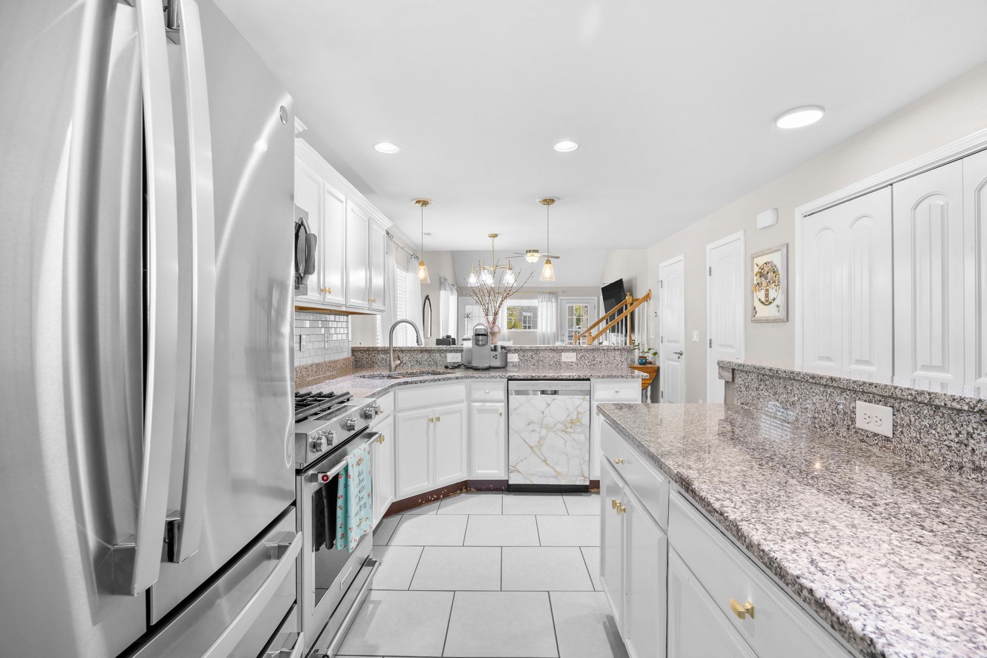 706 Riverward Dr. Photo 24