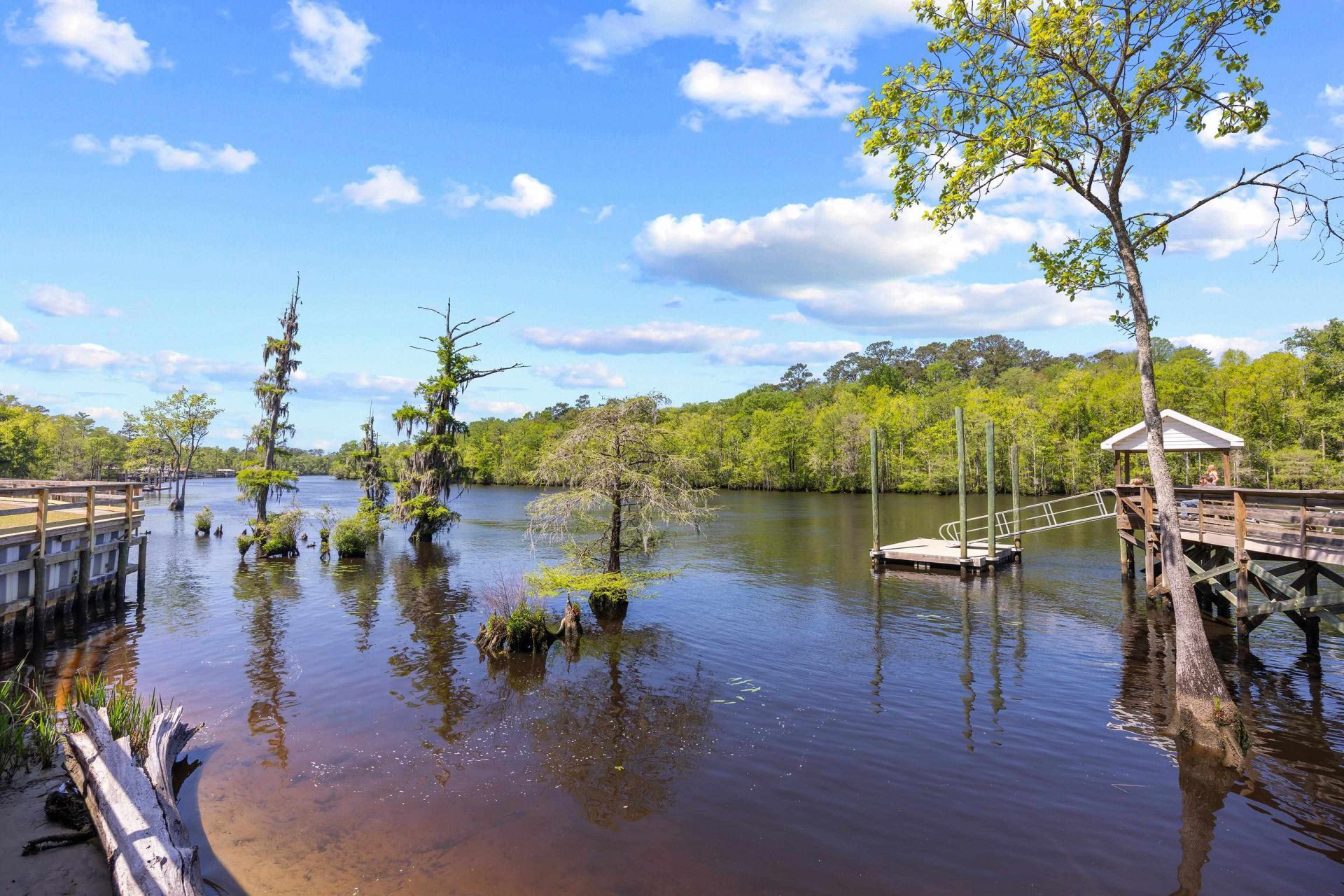 706 Riverward Dr. Photo 37