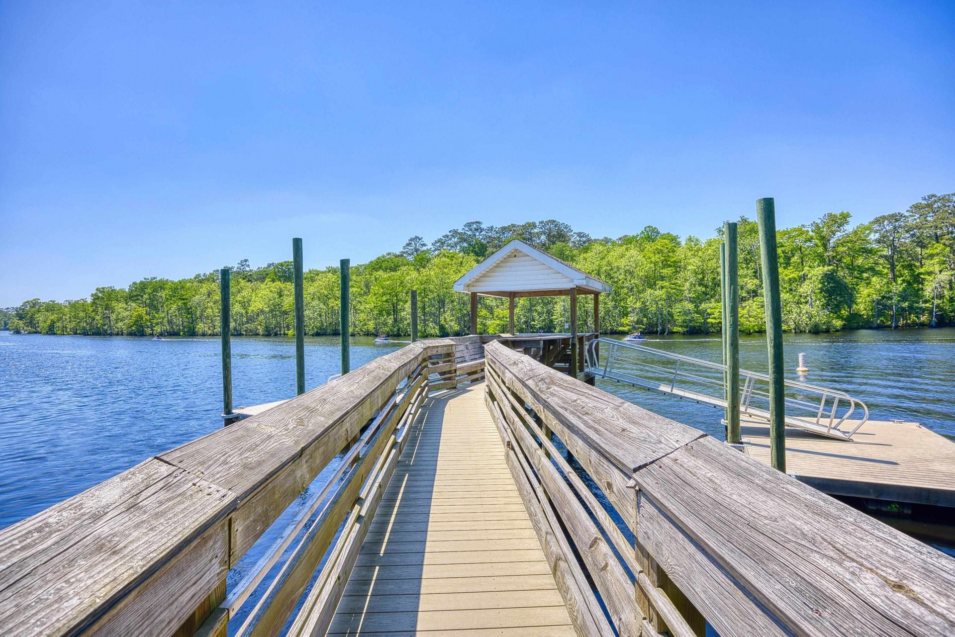 706 Riverward Dr. Photo 49