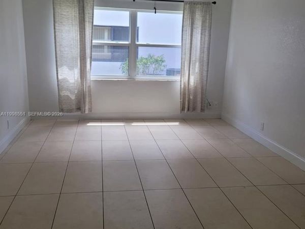 241 SE 9th Ave , Unit 104, Pompano Beach, FL 33060