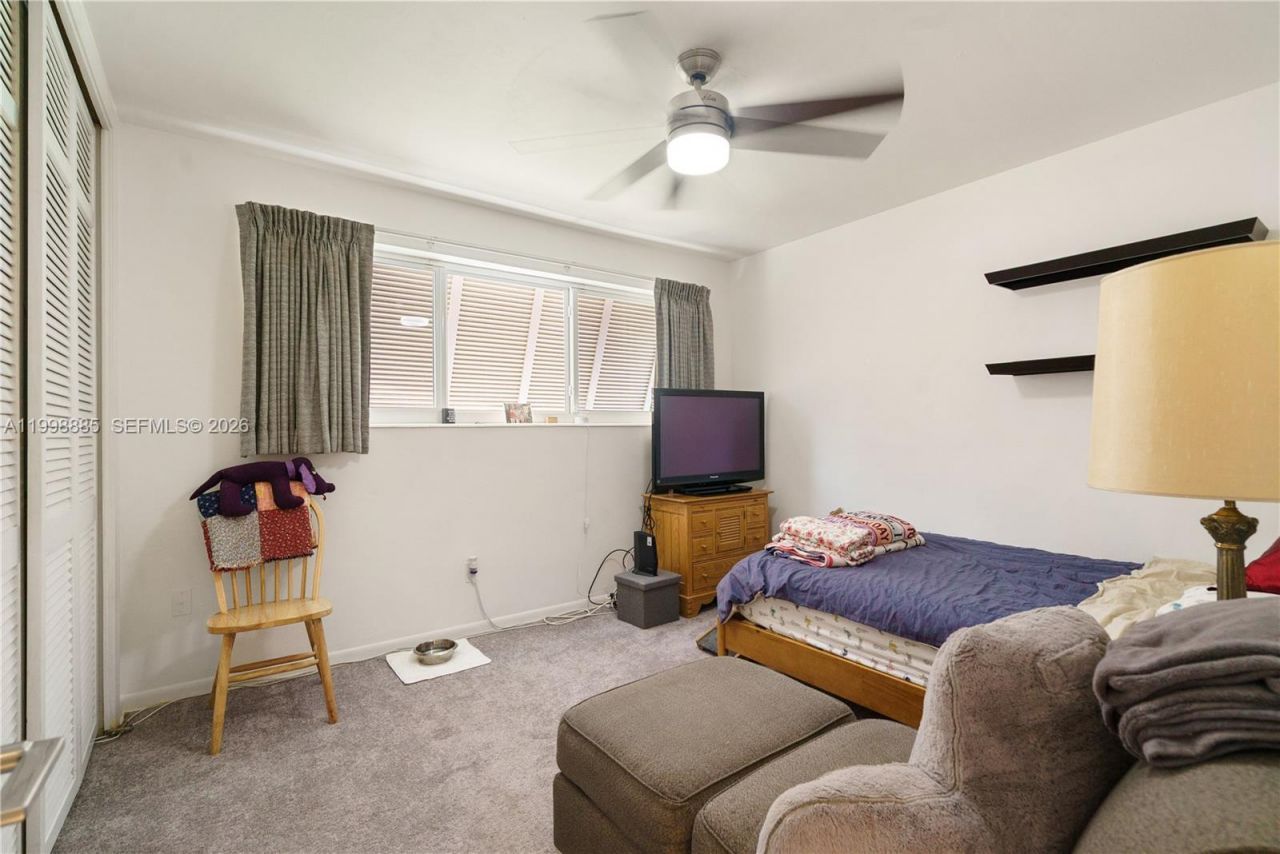 11490 SW 72nd Ct, Pinecrest, FL 33156 Photo