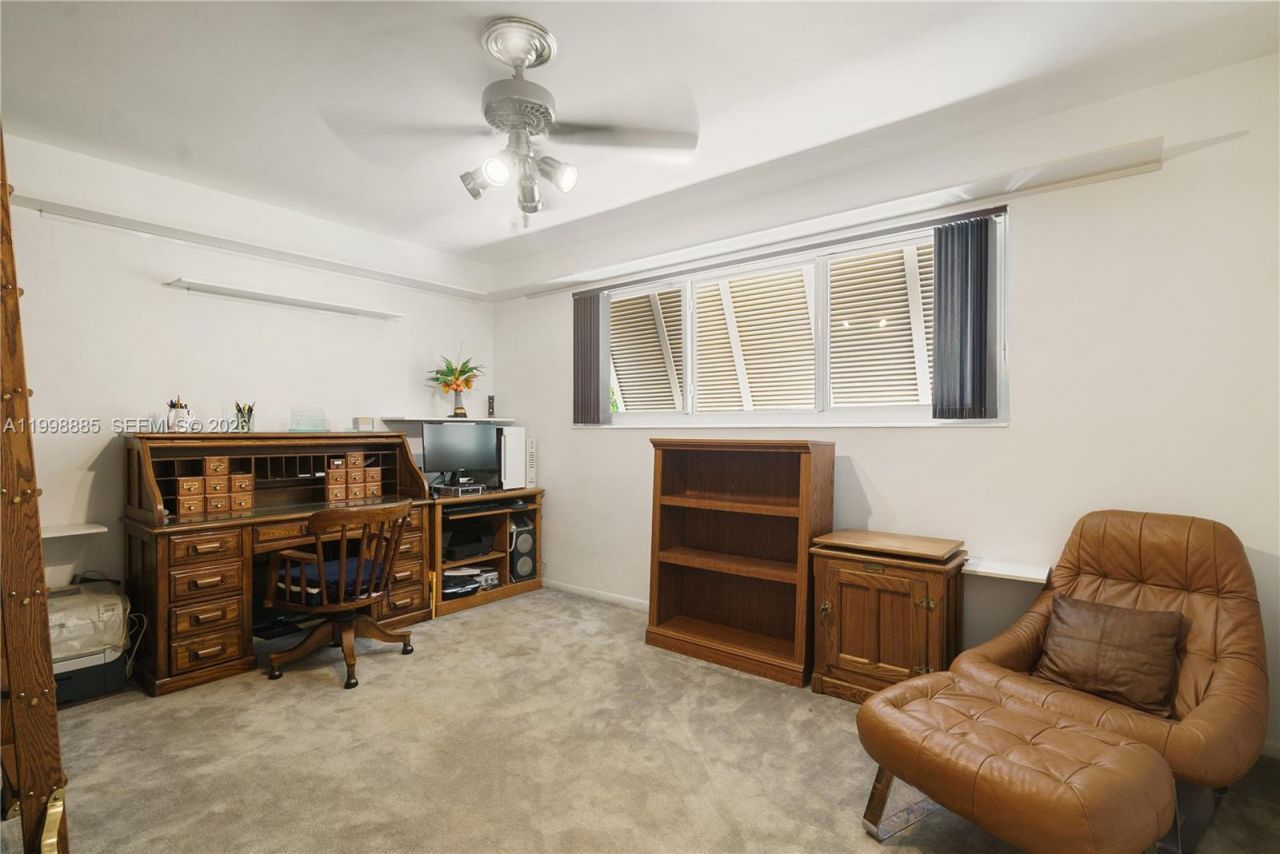 11490 SW 72nd Ct, Pinecrest, FL 33156 Photo