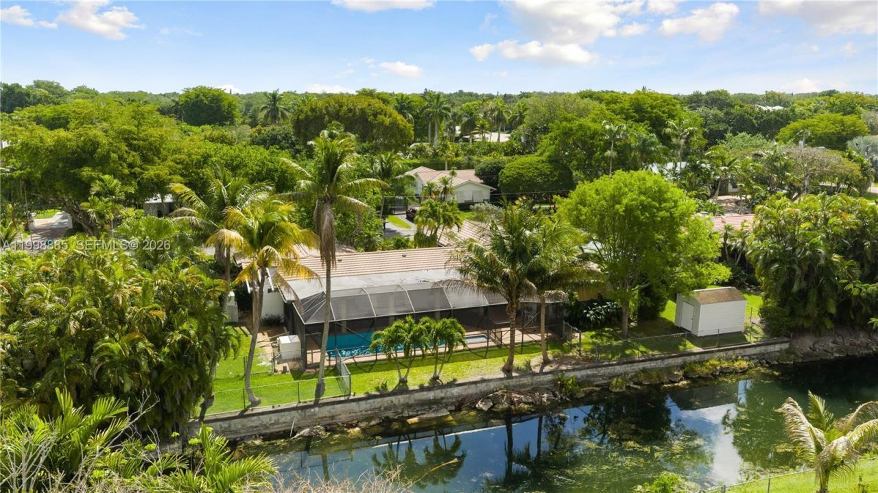 11490 SW 72nd Ct, Pinecrest, FL 33156 Photo