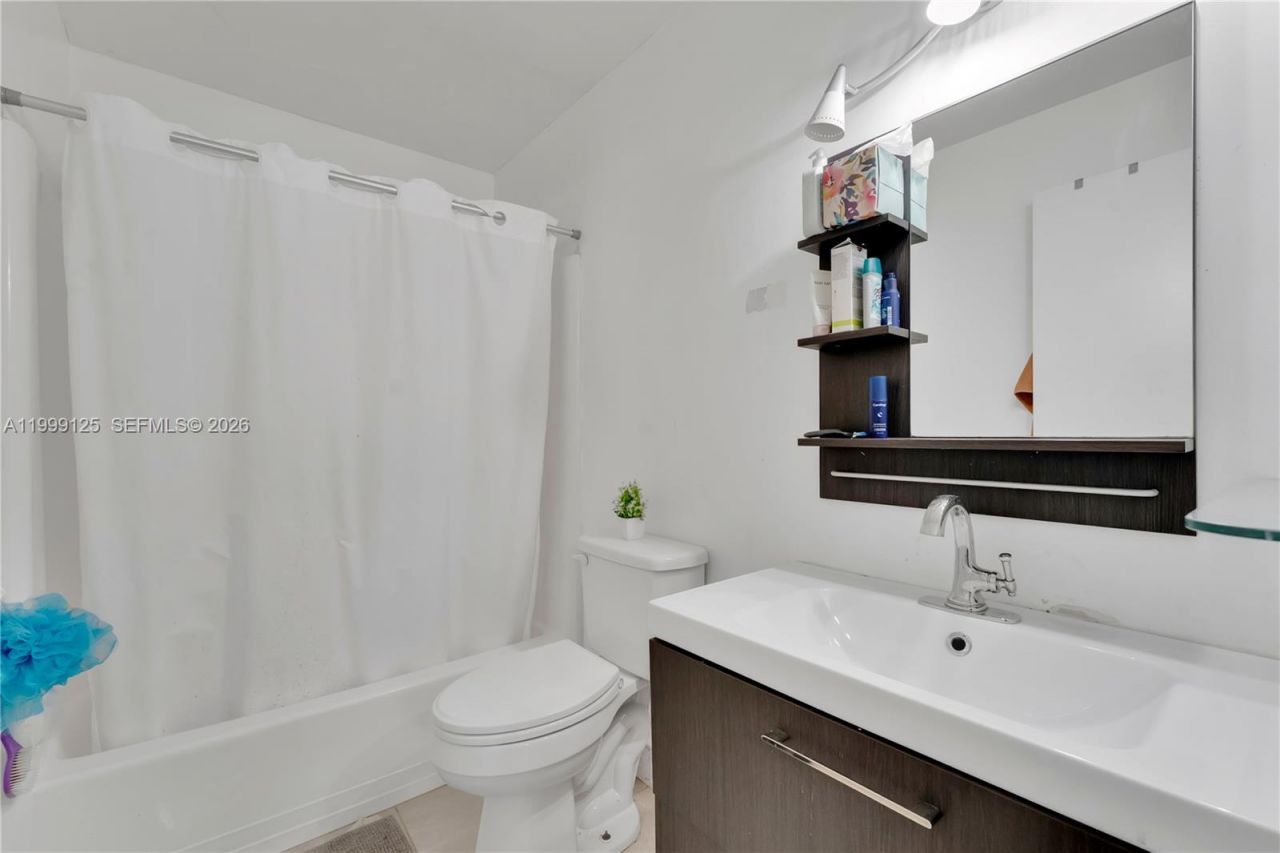 3541 NW 99th Ter , Unit 6A, Sunrise, FL 33351 Photo