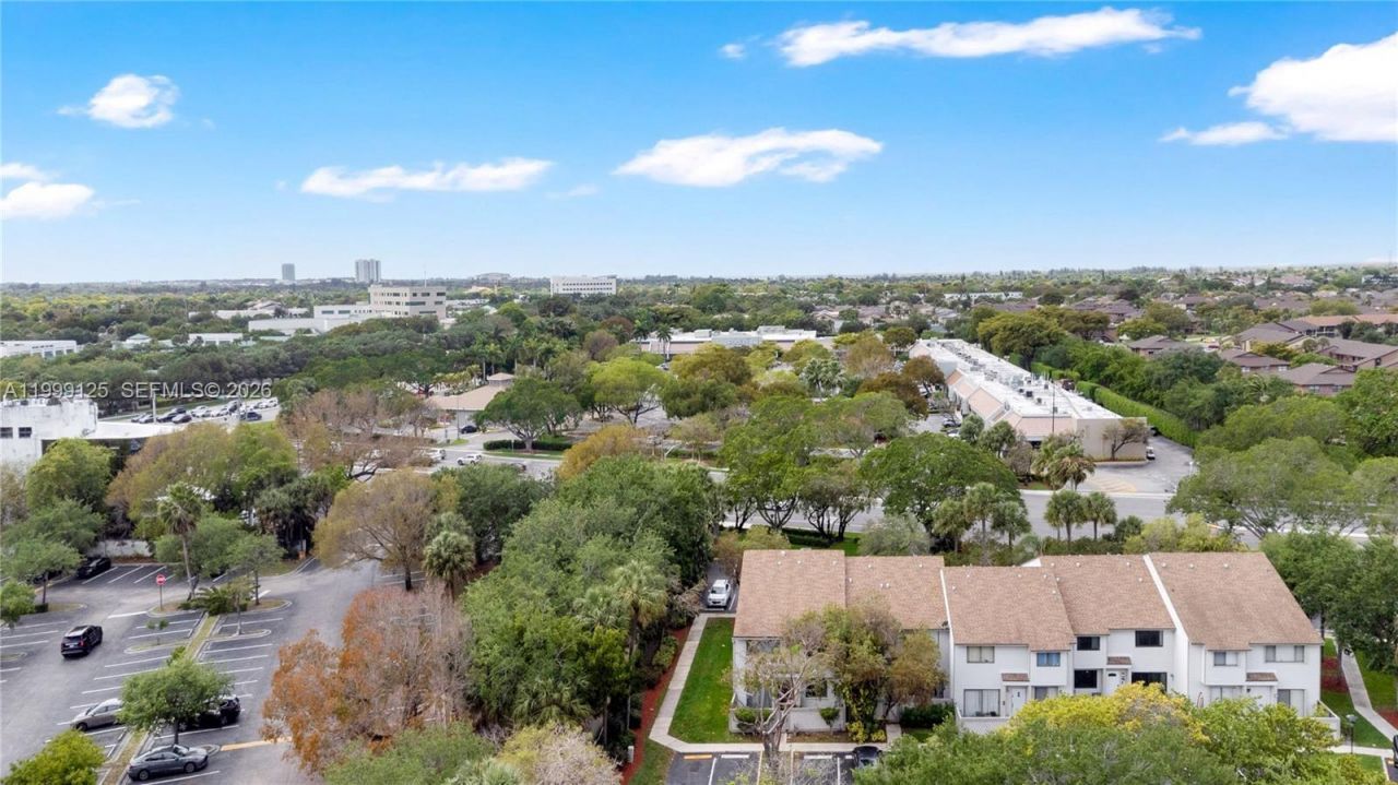 3541 NW 99th Ter , Unit 6A, Sunrise, FL 33351 Photo