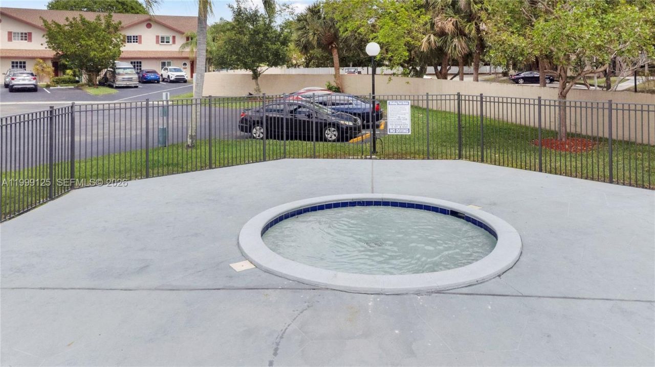 3541 NW 99th Ter , Unit 6A, Sunrise, FL 33351 Photo