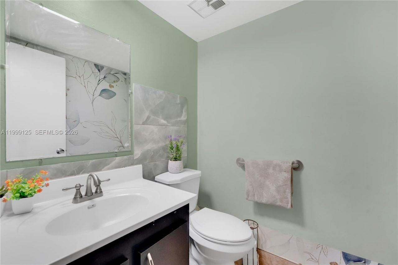 3541 NW 99th Ter , Unit 6A, Sunrise, FL 33351 Photo