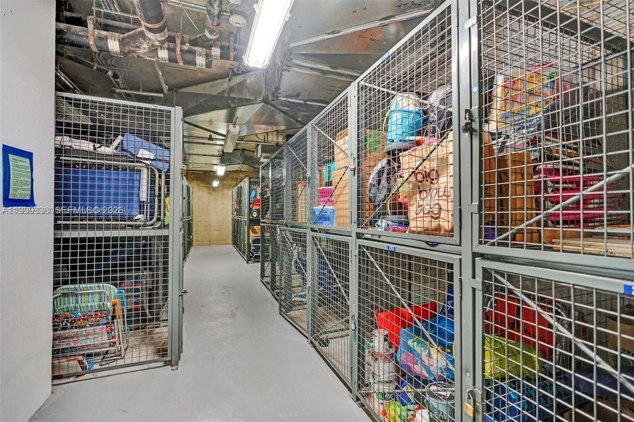 1945 S Ocean Dr, Unit 407, Hallandale Beach, FL 33009 Photo