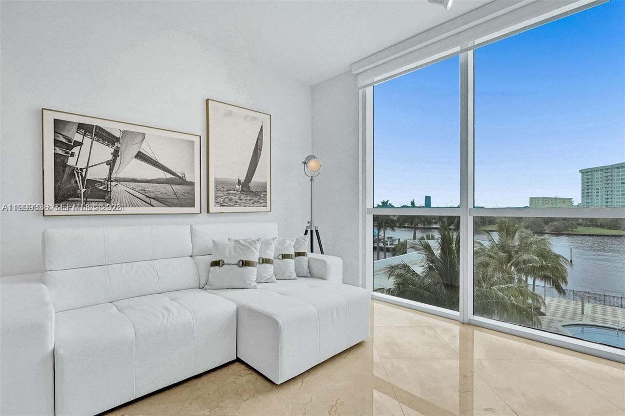 1945 S Ocean Dr, Unit 407, Hallandale Beach, FL 33009 Photo