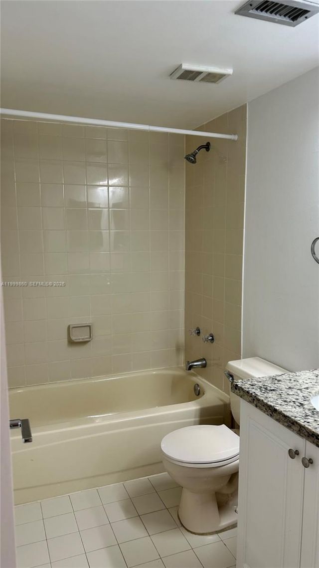 8590 SW 212th St, Unit 203, Cutler Bay, FL 33189 Photo