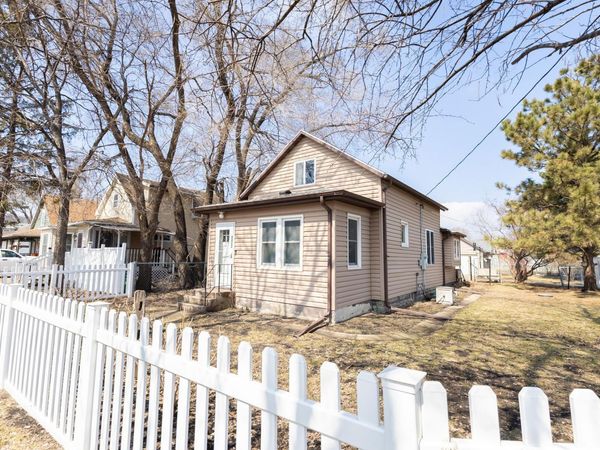 1422 2nd Avenue N, Moorhead, MN 56560