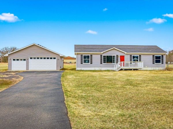 23778 Roanoke Street NW, Saint Francis, MN 55070