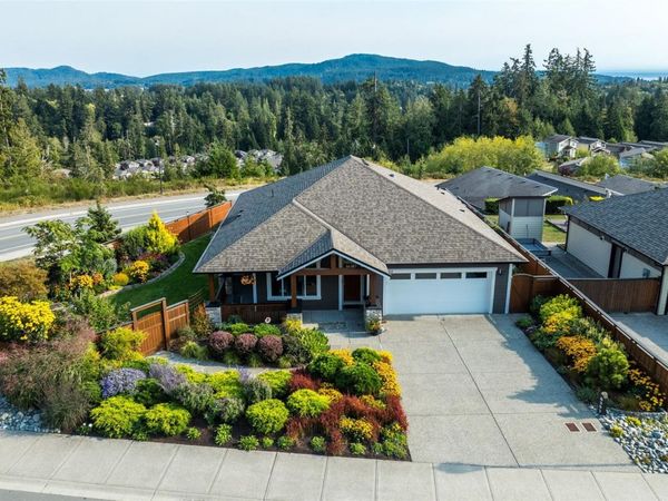 6303 Riverstone Dr, Sooke, BC V9Z 1N4