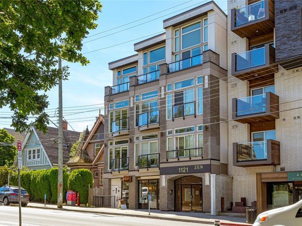 1121 Fort St , Unit 305, Victoria, BC V8V 3K9