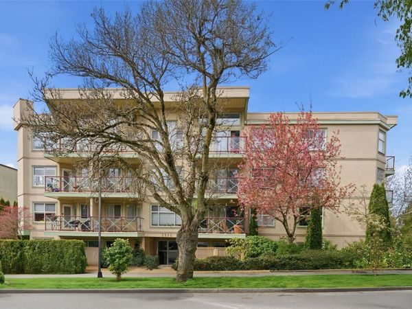 2560 Wark St , Unit 408, Victoria, BC V8T 4G8