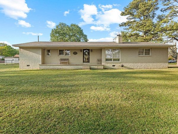 535 Highland Cir, Florence, AL 35630