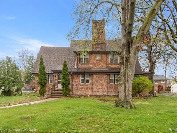 9045 Riverdale St, Redford Twp, MI 48239