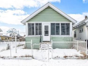 15751 Fairfield Street, Detroit, MI 48238