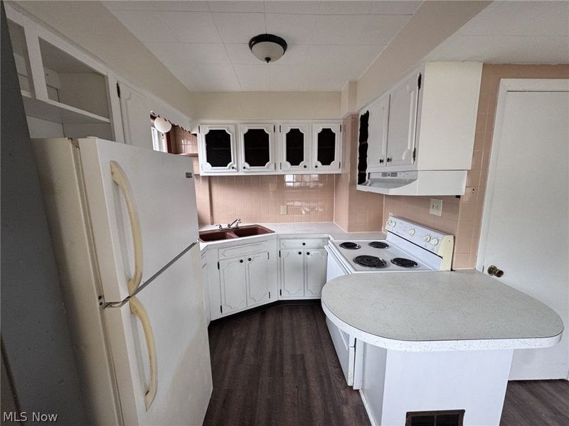 904 Iredell Street, Akron, OH 44310 Photo 12