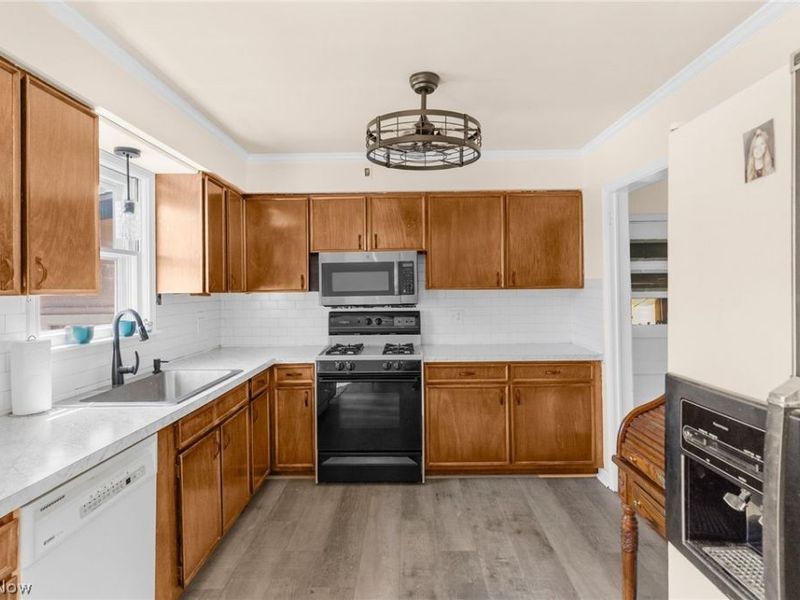 3807 Cumberland Drive, Youngstown, OH 44515 Photo 4