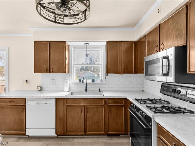 3807 Cumberland Drive, Youngstown, OH 44515 Photo 5