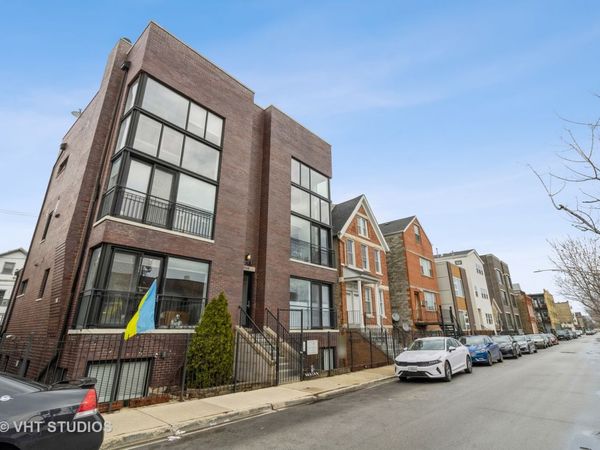 1644 W Blackhawk Street, Unit 1E, Chicago, IL 60622