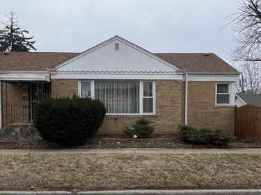 Chicago, IL 60628