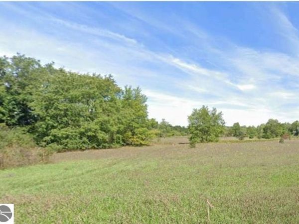 15040 North Street, Thompsonville, MI 49683