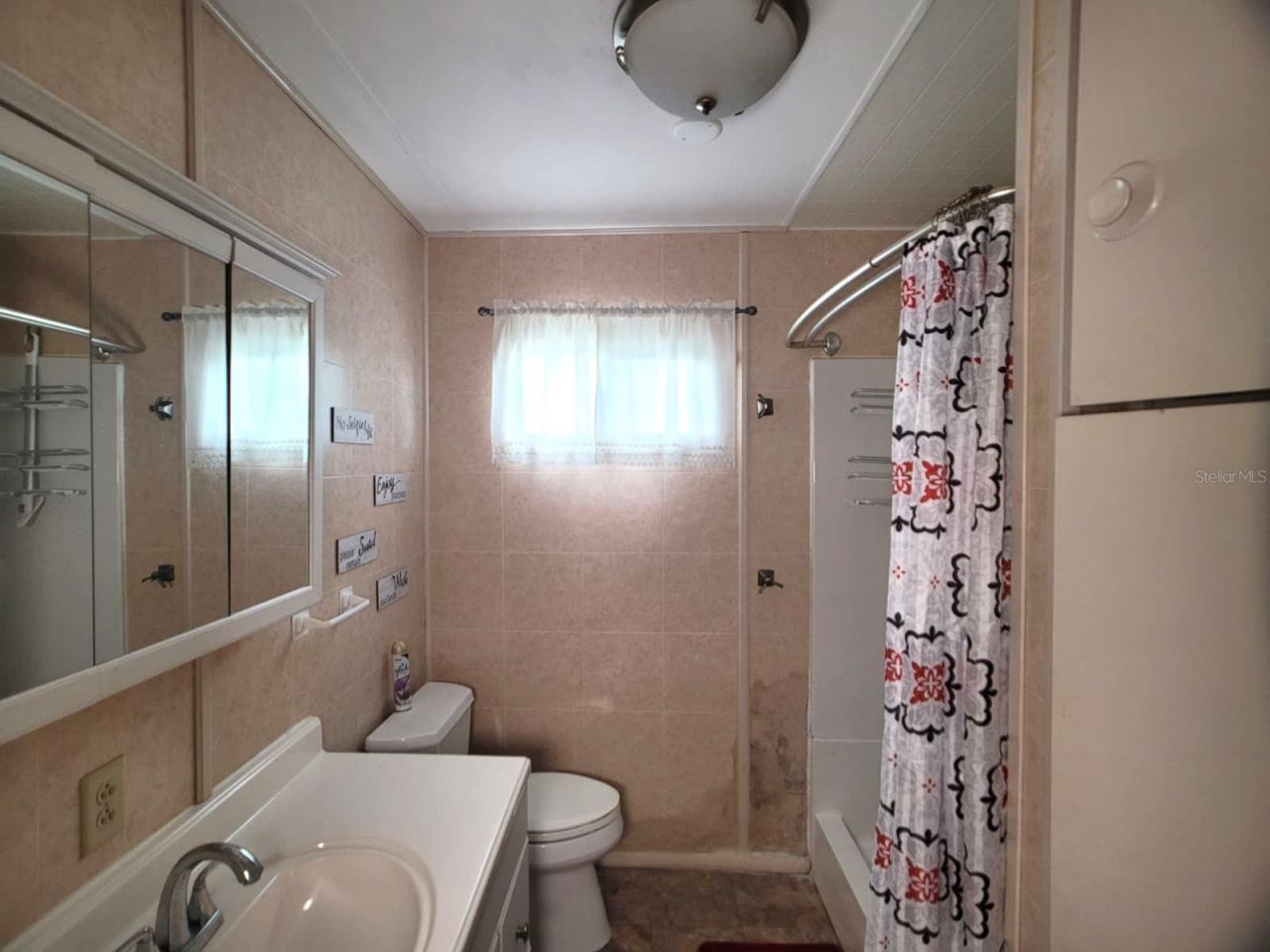 407 51st Avenue Terrace W, Bradenton, FL 34207 Photo