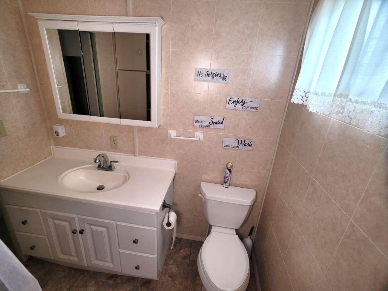 407 51st Avenue Terrace W, Bradenton, FL 34207 Photo