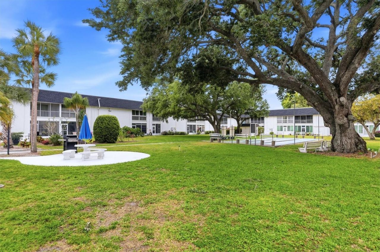 202 46th Avenue Terrace W, Unit 404, Bradenton, FL 34207 Photo