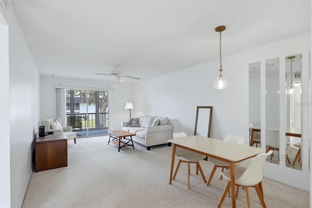 202 46th Avenue Terrace W, Unit 404, Bradenton, FL 34207 Photo