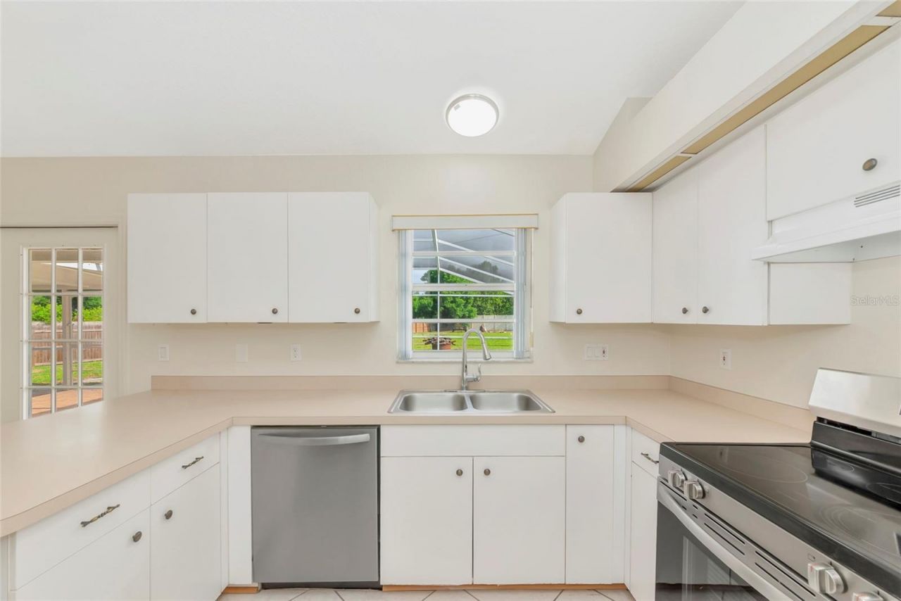 5615 18th Avenue E, Bradenton, FL 34208 Photo