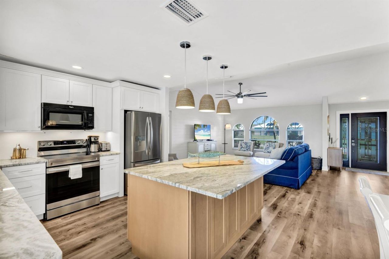 2720 SW 32nd Street, Cape Coral, FL 33914 Photo