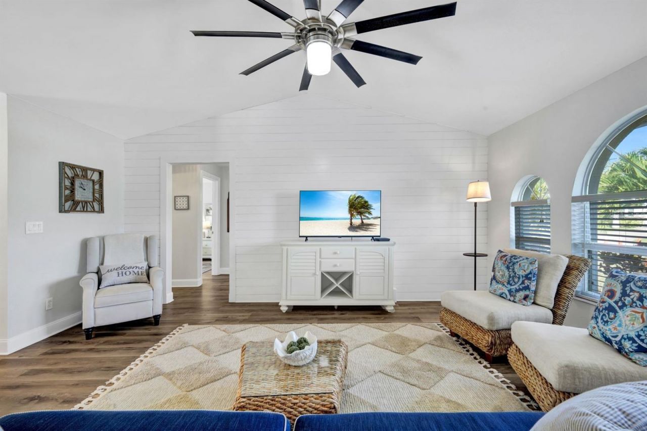 2720 SW 32nd Street, Cape Coral, FL 33914 Photo