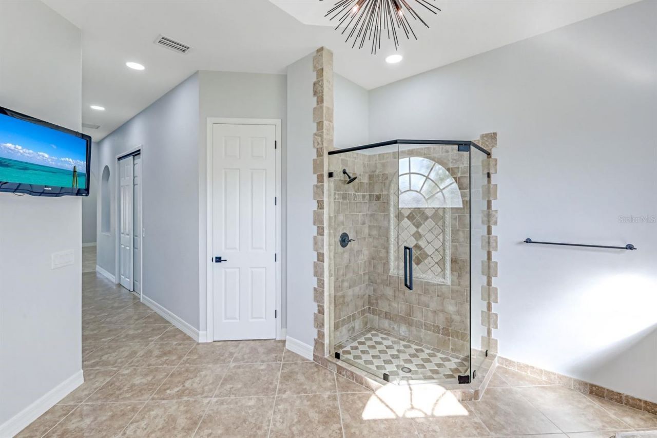 4518 SW 22nd Place, Cape Coral, FL 33914 Photo