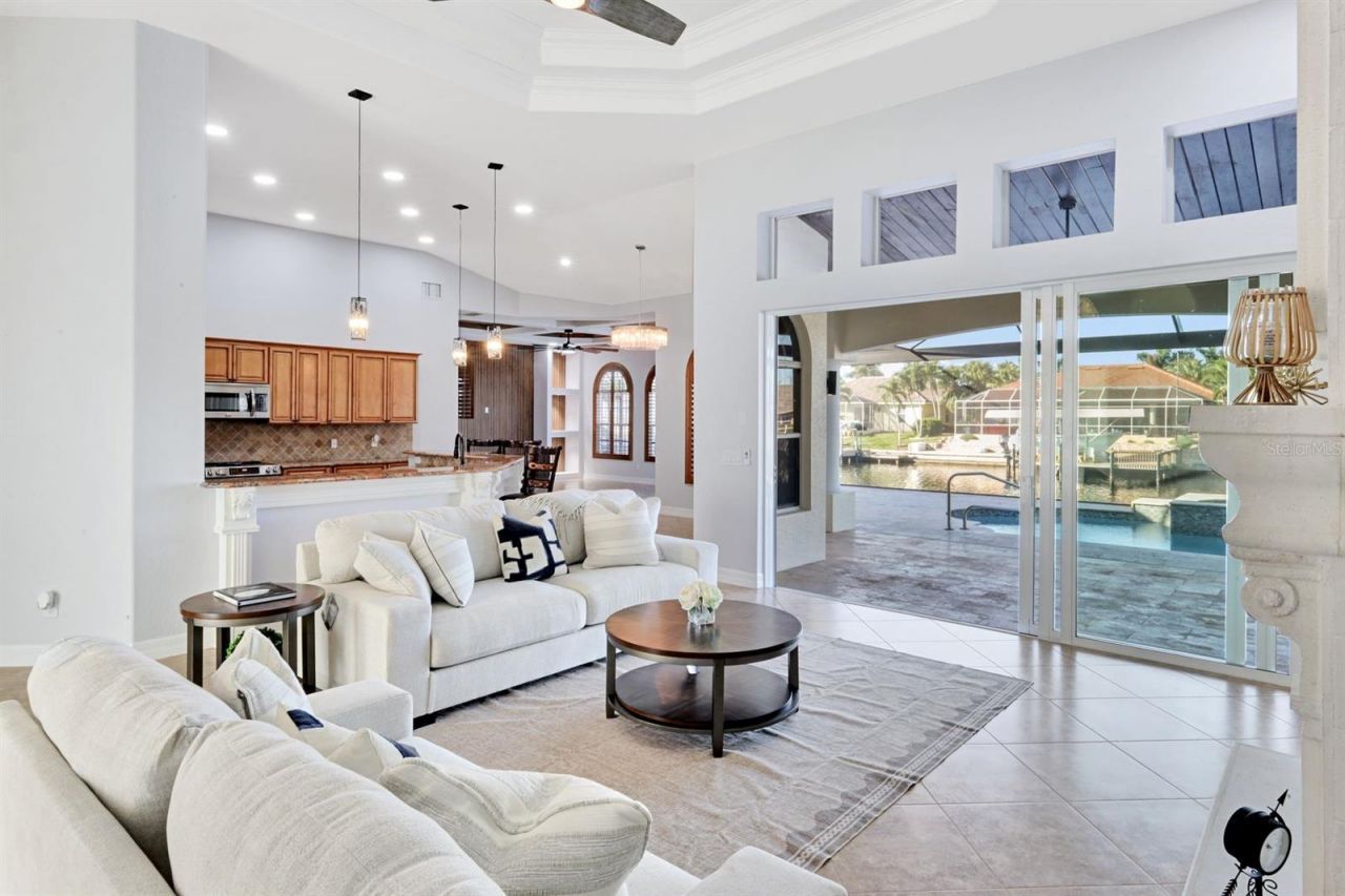 4518 SW 22nd Place, Cape Coral, FL 33914 Photo