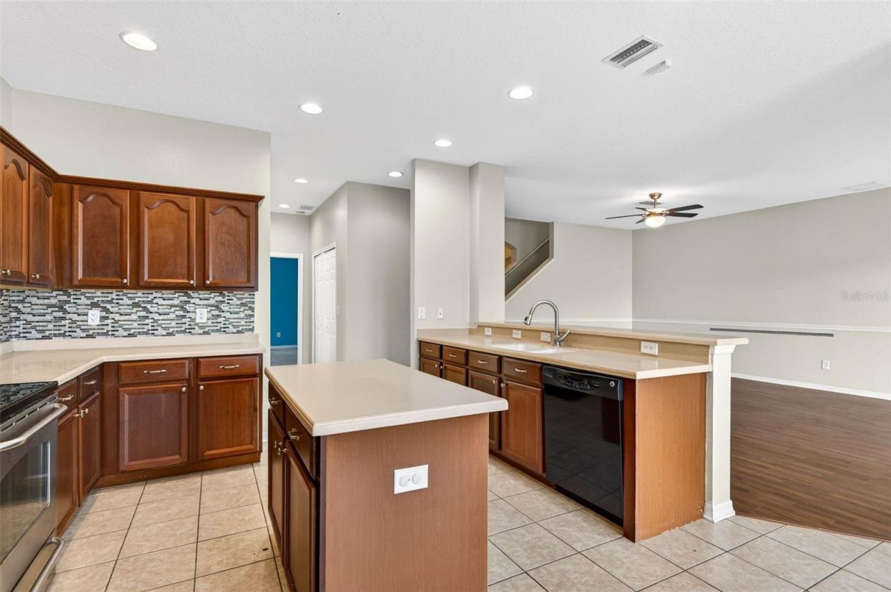612 Marion Hill Lane, Ruskin, FL 33570 Photo