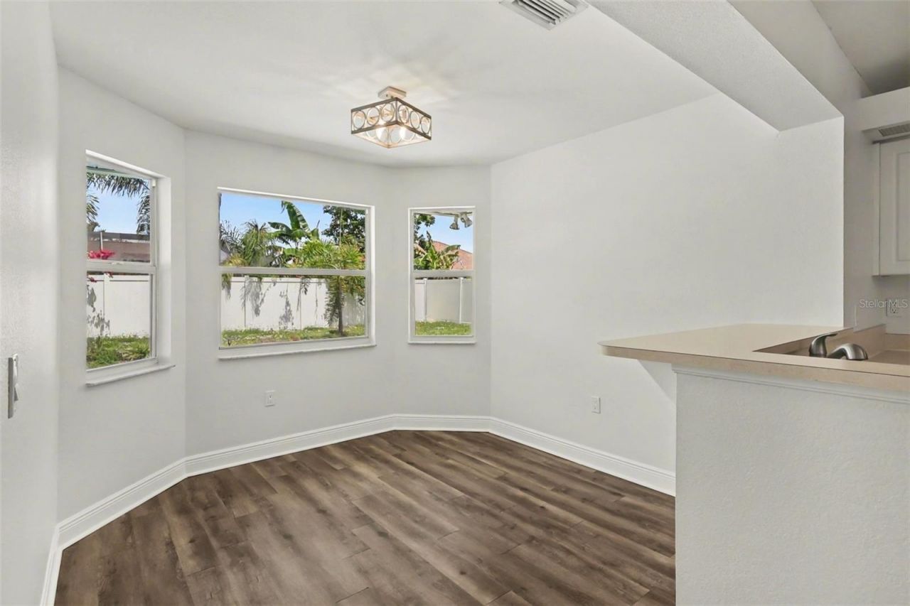 1303 SE 19th Street, Cape Coral, FL 33990 Photo