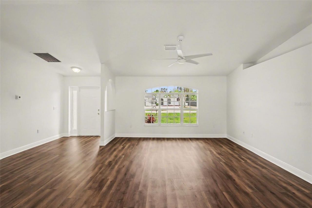 1303 SE 19th Street, Cape Coral, FL 33990 Photo