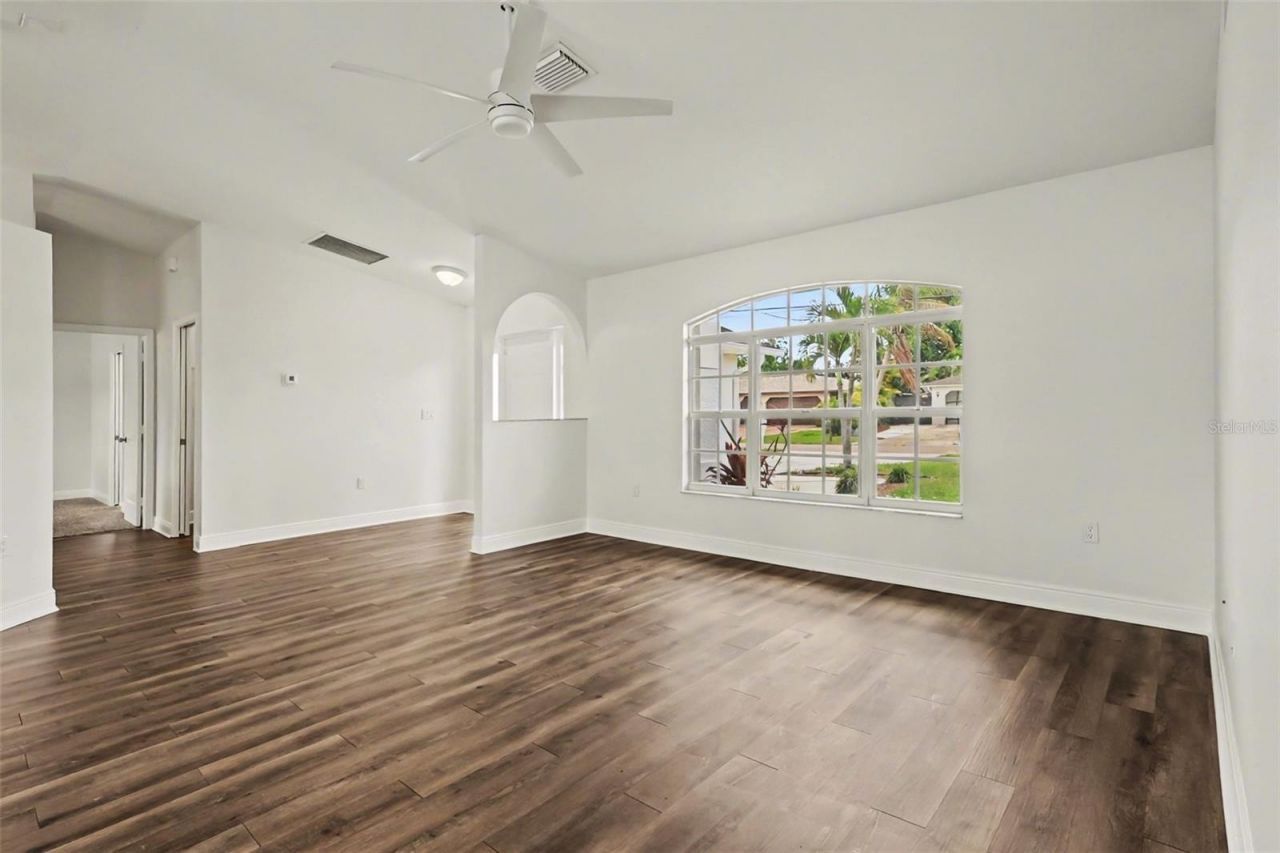 1303 SE 19th Street, Cape Coral, FL 33990 Photo