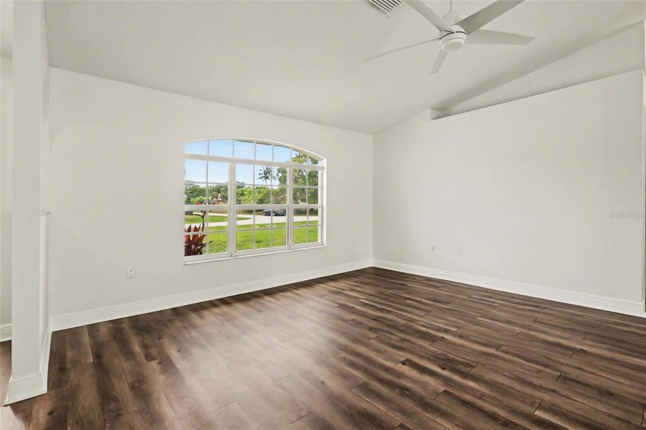 1303 SE 19th Street, Cape Coral, FL 33990 Photo