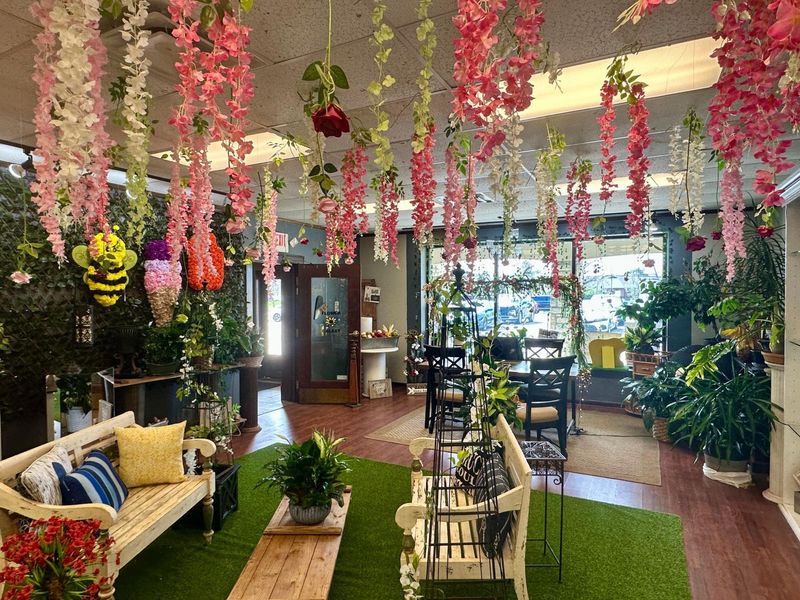 2094 Tremont Road , Columbus, OH 43221 Photo 10